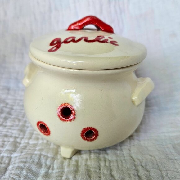 Vintage Handmade Red White Cottage Farmhouse Ceramic Garlic Keeper Jar - Picture 1 of 9
